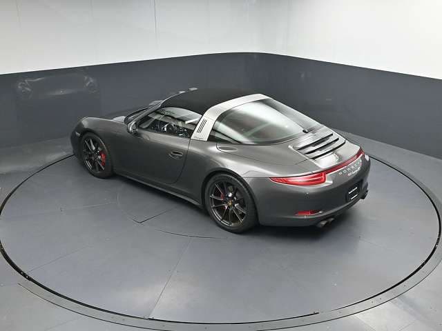 2015 Porsche 911 photo 3