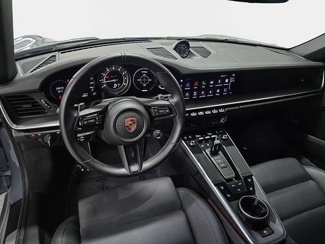 2024 Porsche 911 photo 2