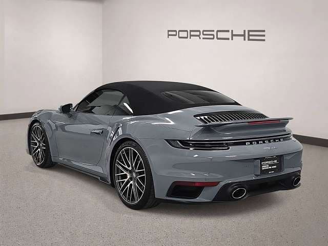 2024 Porsche 911 photo 3