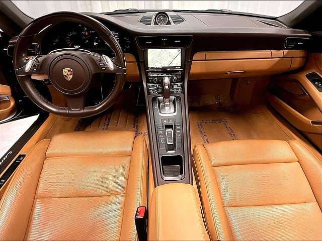 2015 Porsche 911 photo 2