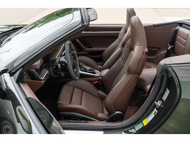 2026 Porsche 911 photo 4