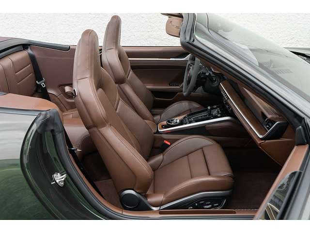 2026 Porsche 911 photo 5