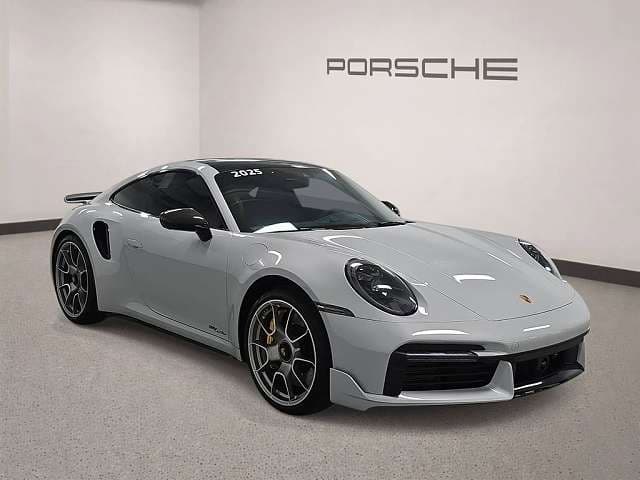 2025 Porsche 911 photo 1