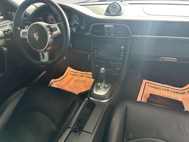 2011 Porsche 911 photo 2