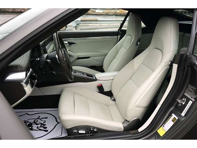 2013 Porsche 911 photo 4