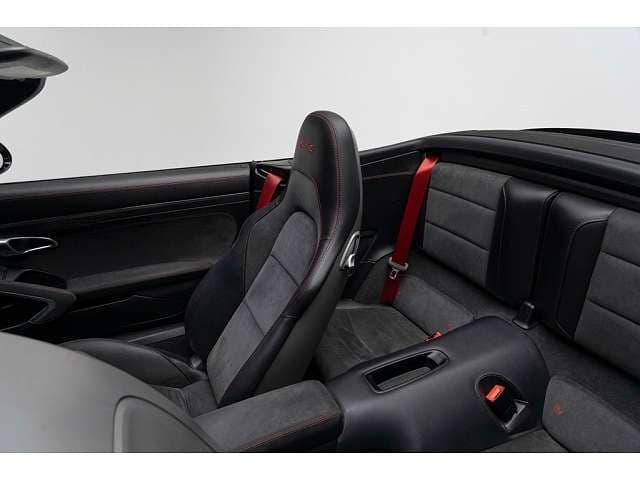 2017 Porsche 911 photo 4