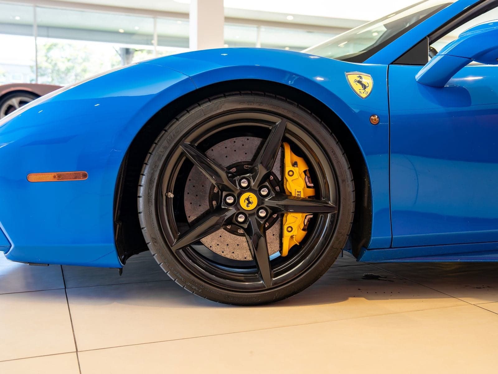 2017 Ferrari 488 photo 3