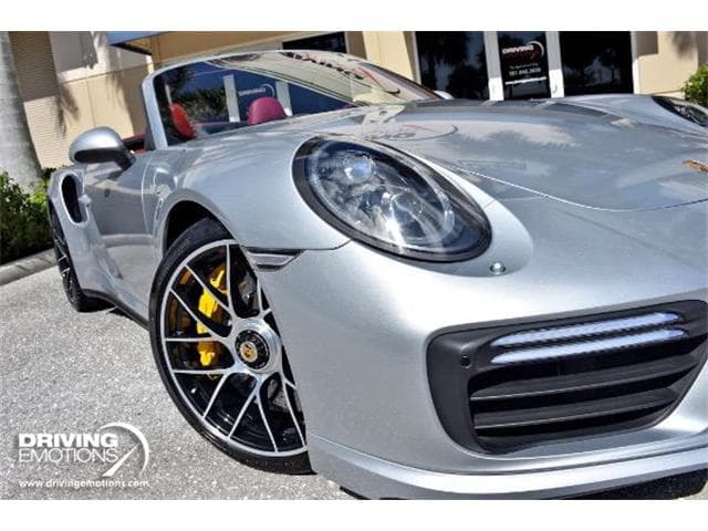 2018 Porsche 911 photo 5