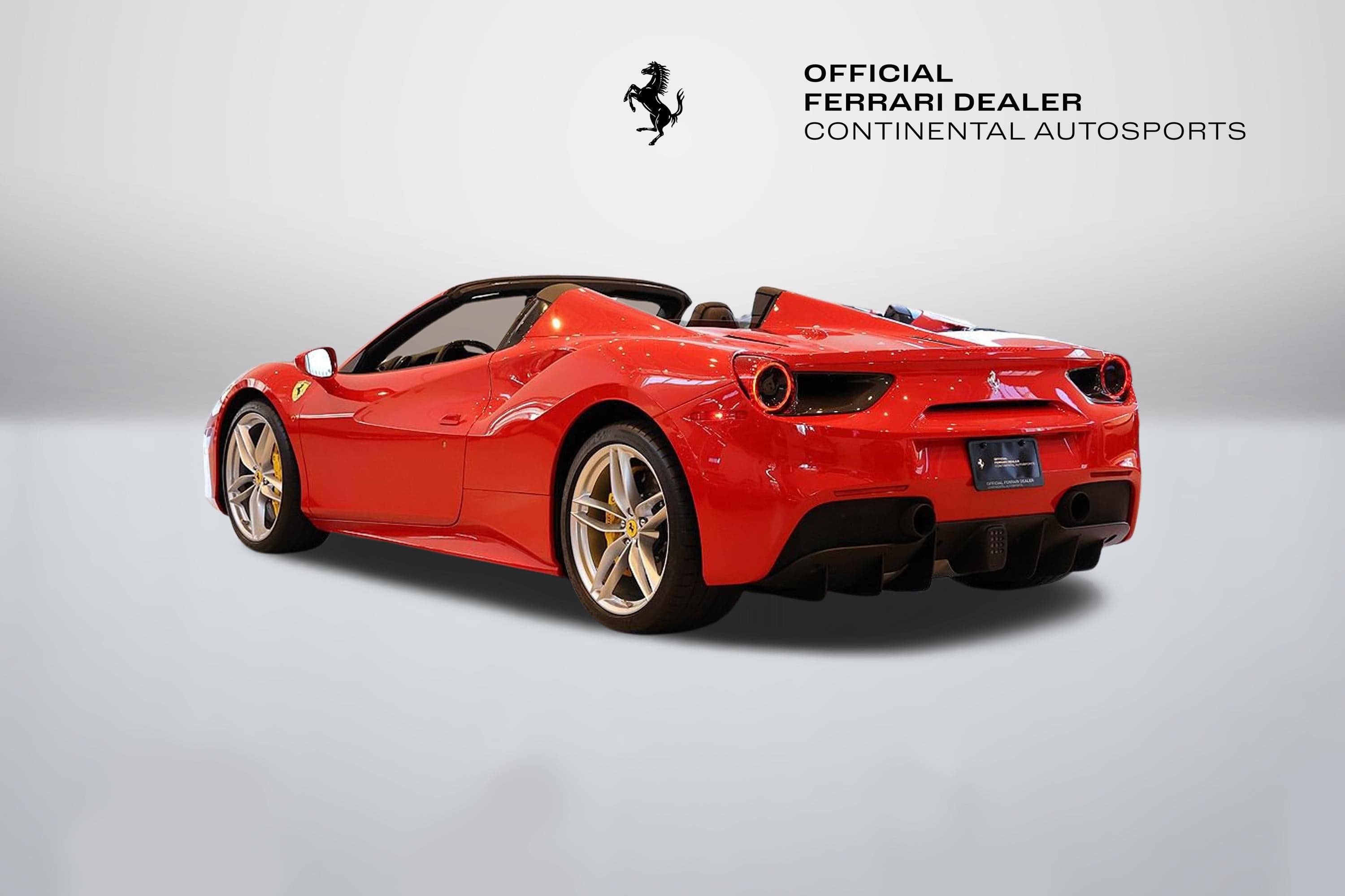 2017 Ferrari 488 photo 2