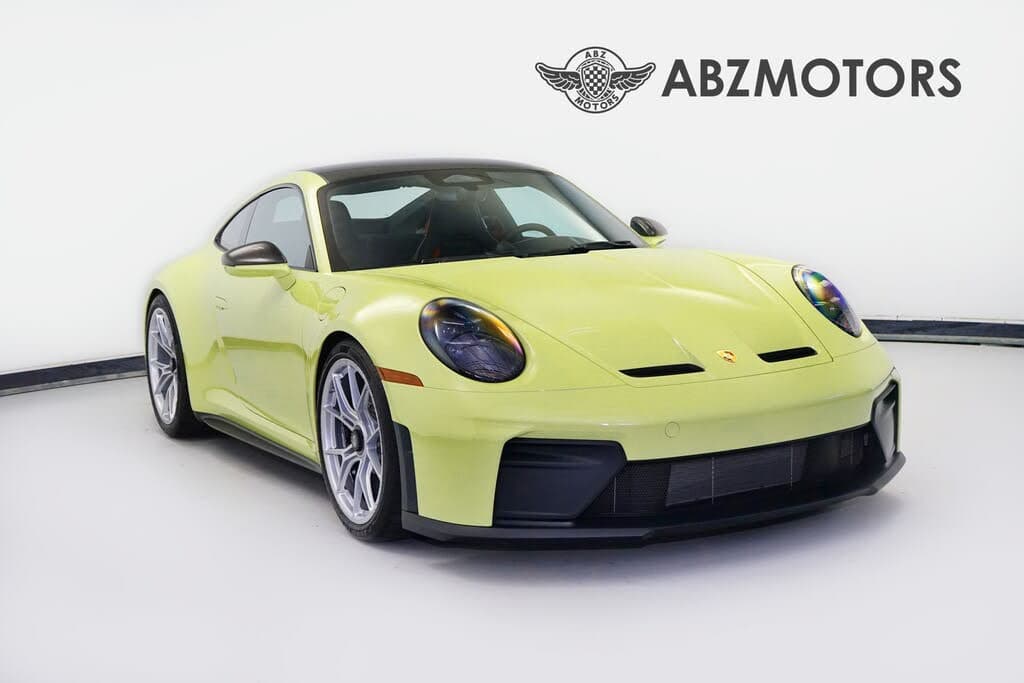 2026 Porsche 911 photo 2