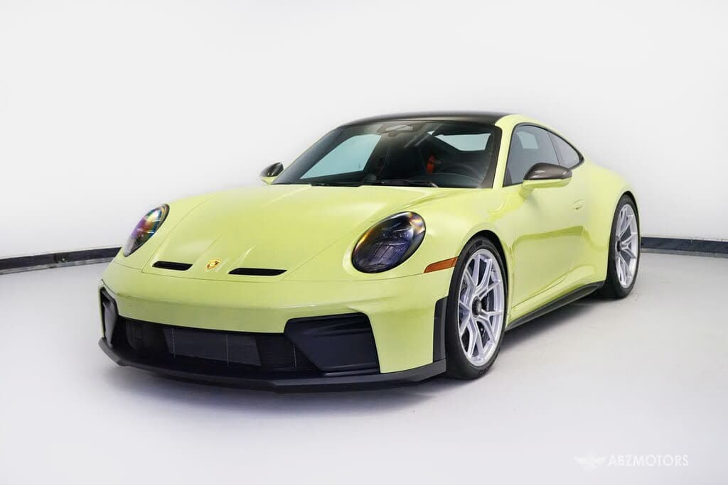 2026 Porsche 911 photo 3