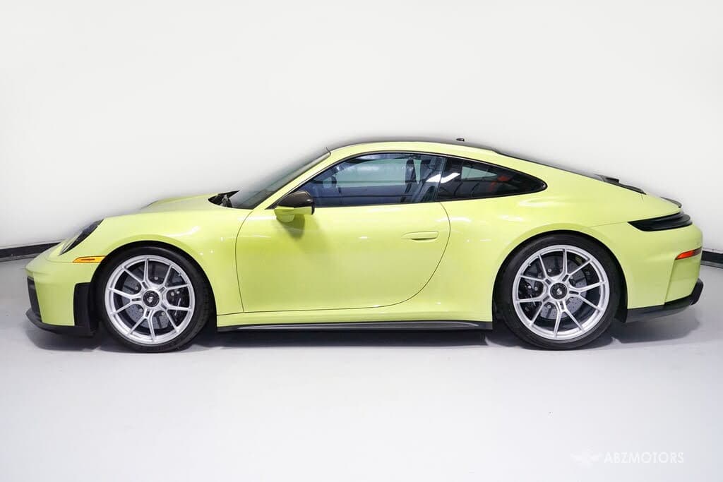 2026 Porsche 911 photo 5