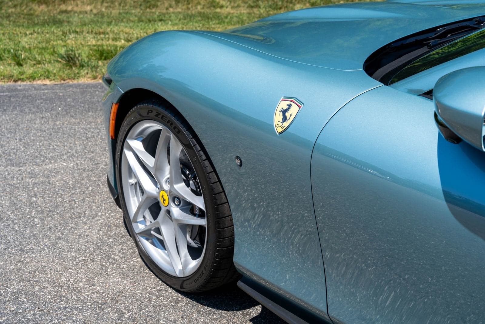 2024 Ferrari Roma photo 3