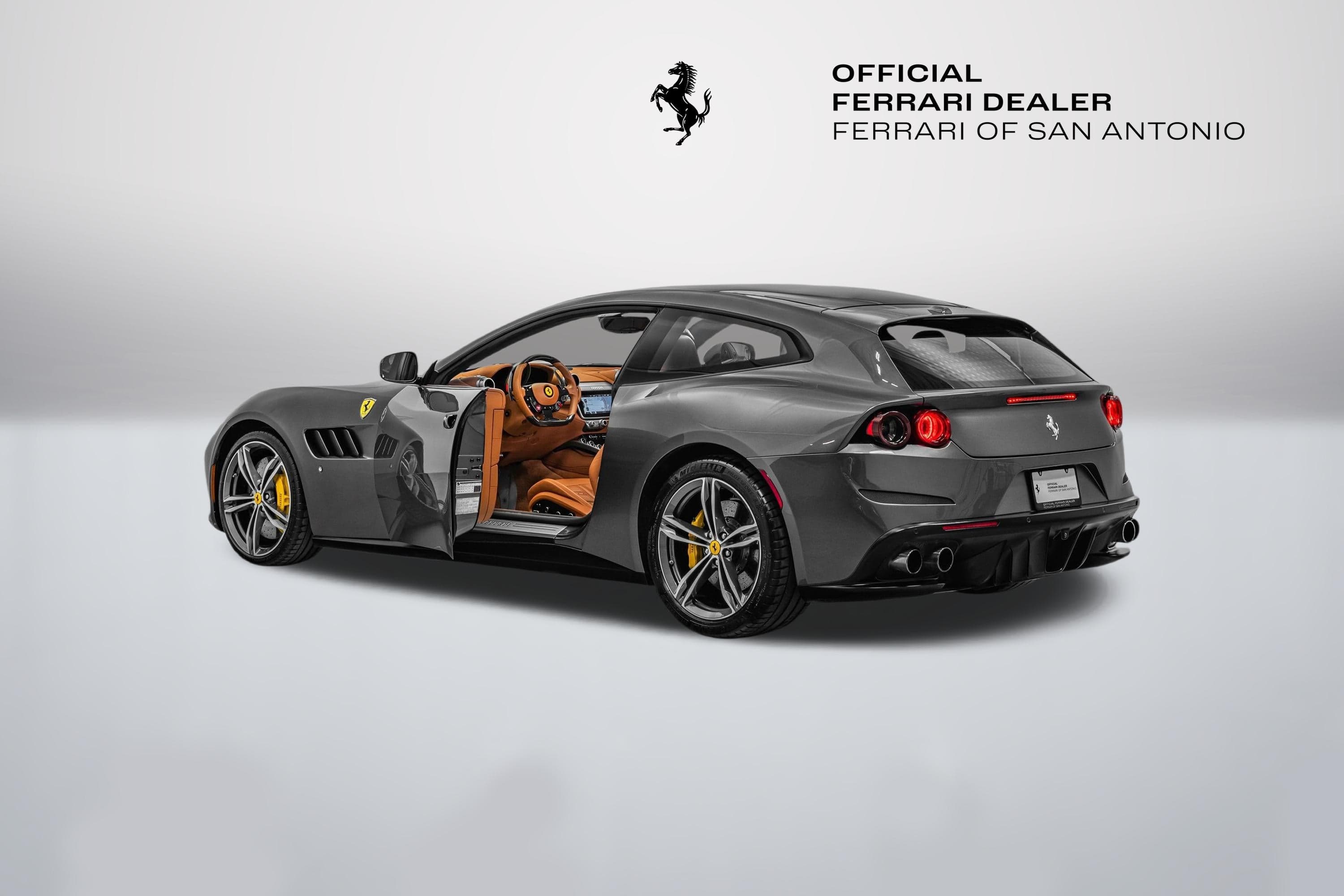 2019 Ferrari GTC4Lusso photo 2