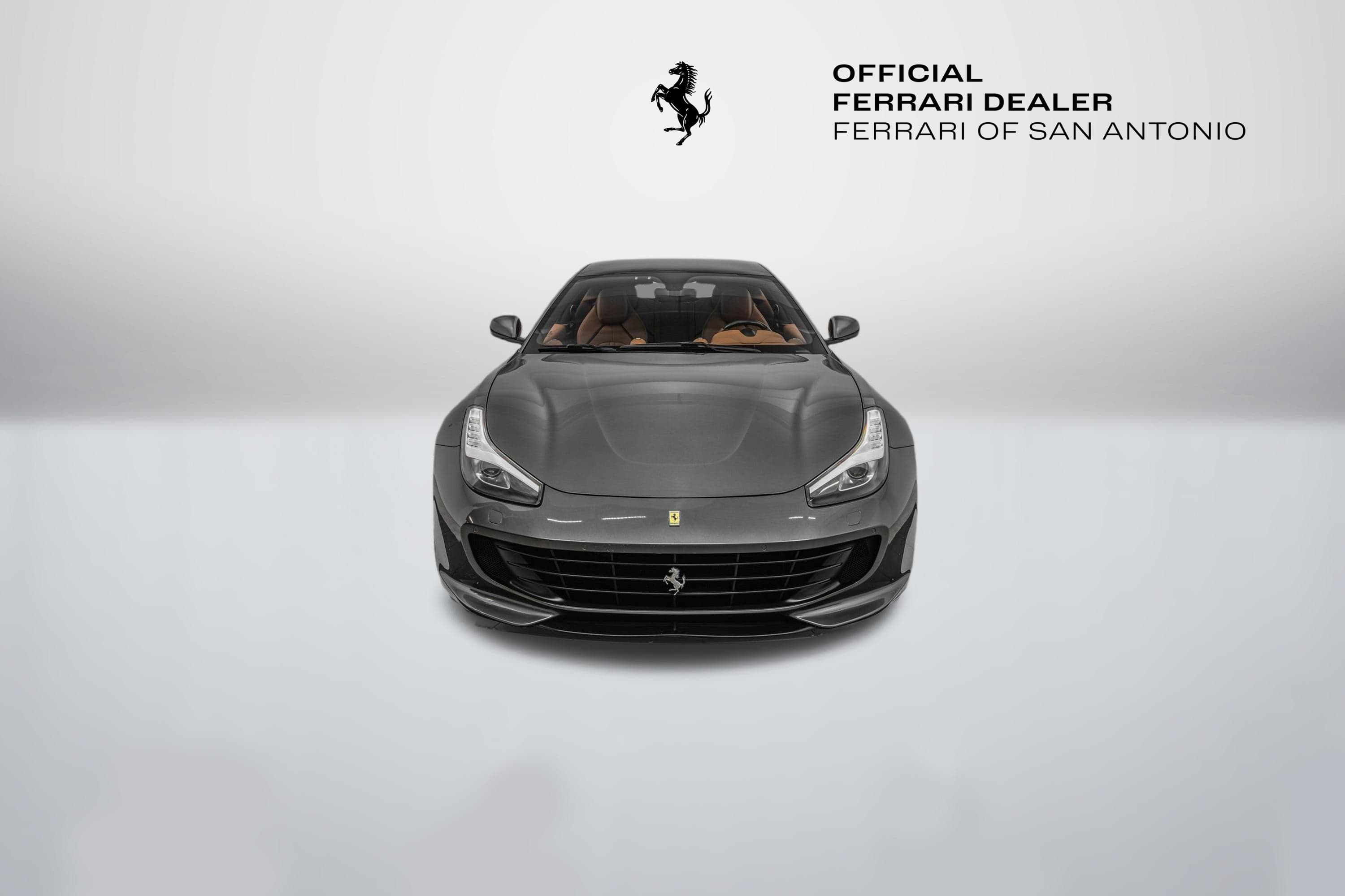 2019 Ferrari GTC4Lusso photo 4