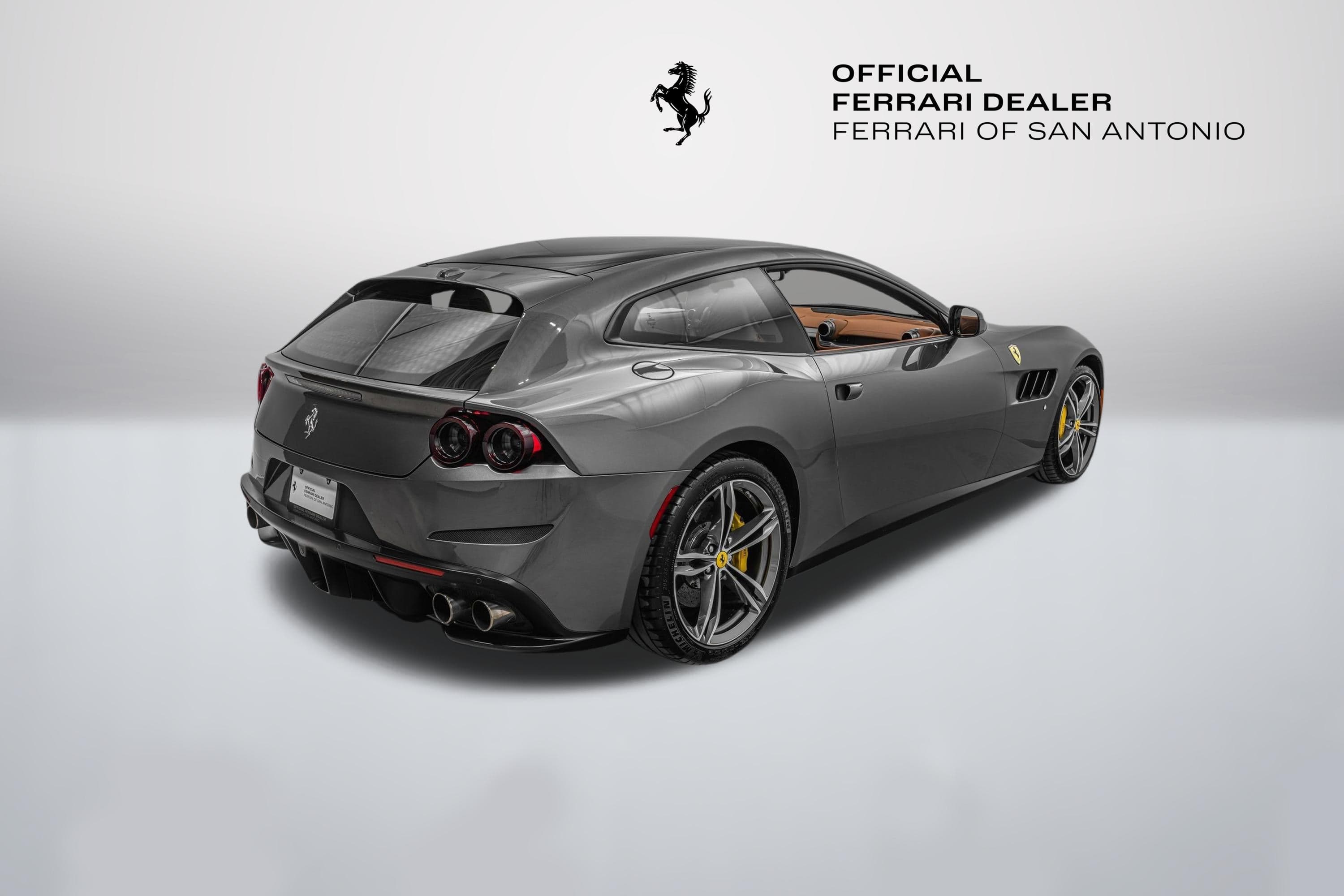 2019 Ferrari GTC4Lusso photo 5