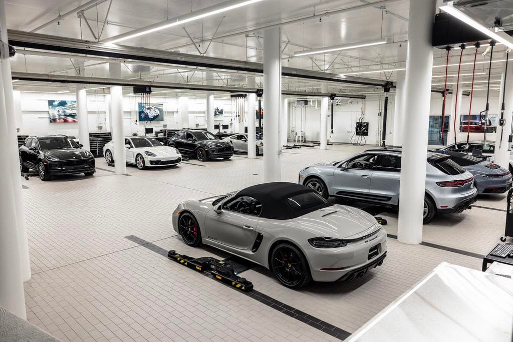 2026 Porsche 911 photo 4