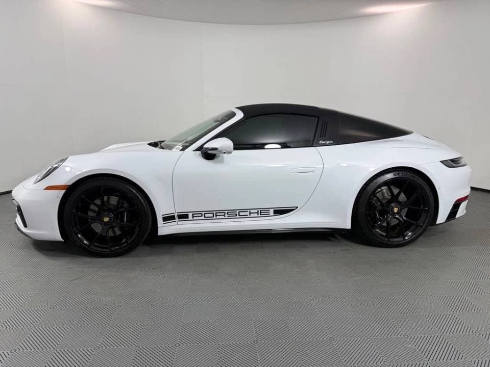 2023 Porsche 911