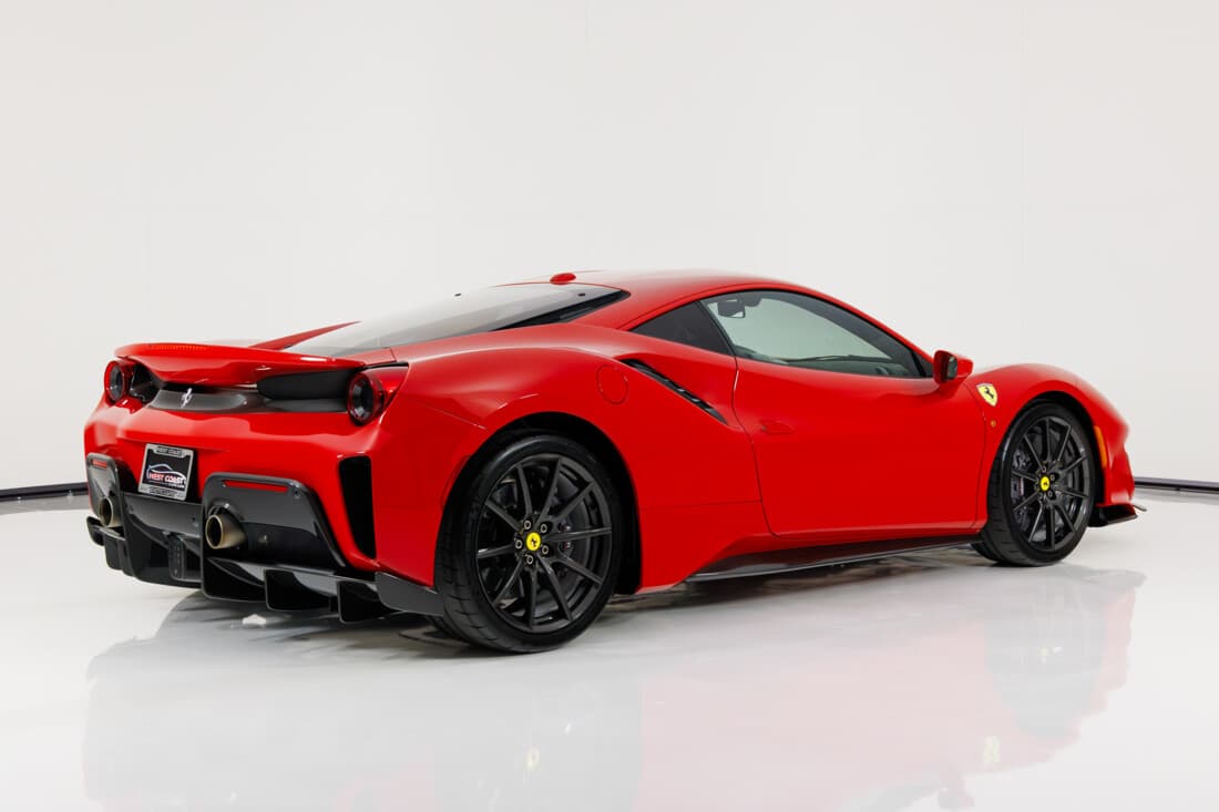 2019 Ferrari 488 photo 3