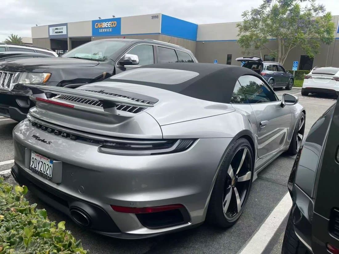 2022 Porsche 911 photo 3