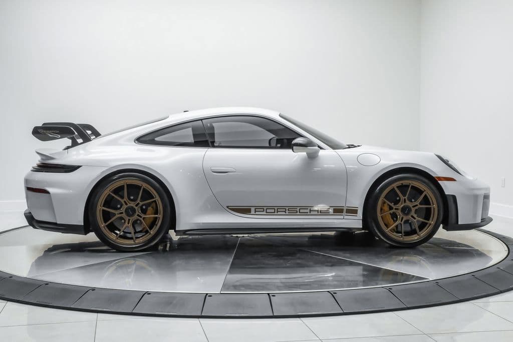 2026 Porsche 911 photo 5