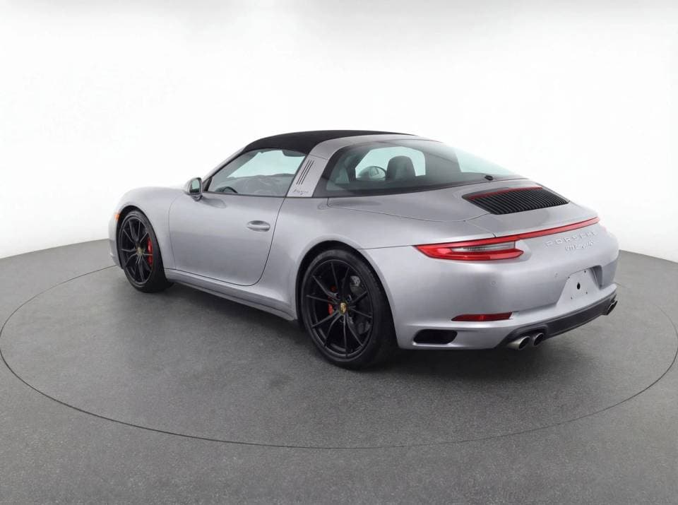 2017 Porsche 911 photo 5