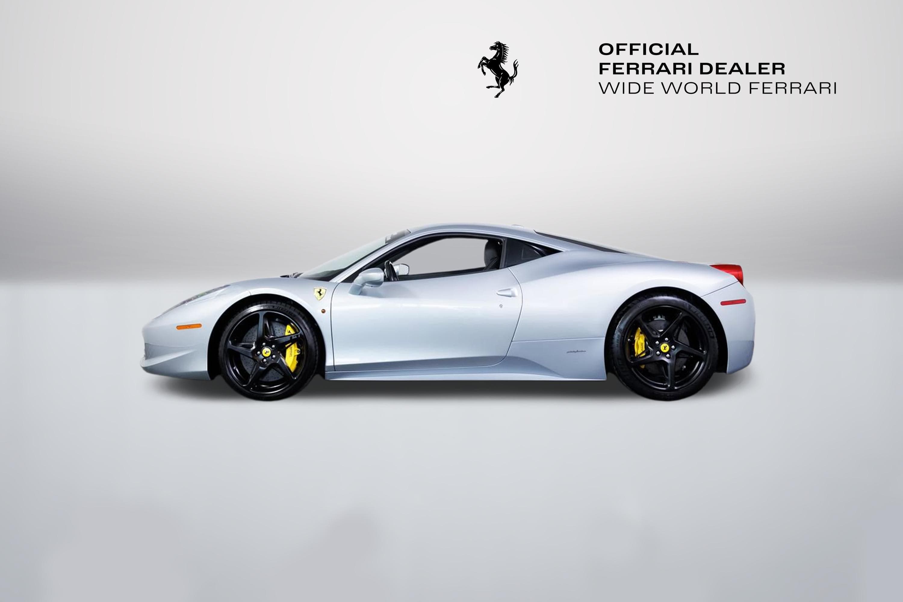 2011 Ferrari 458 photo 4