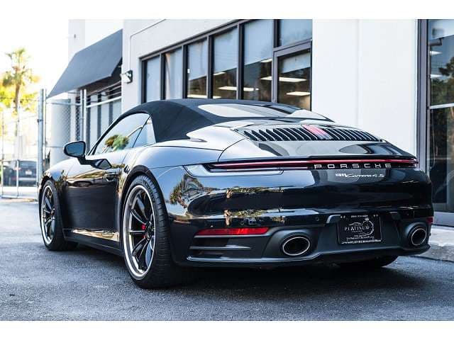 2020 Porsche 911 photo 2