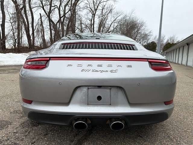 2019 Porsche 911 photo 2
