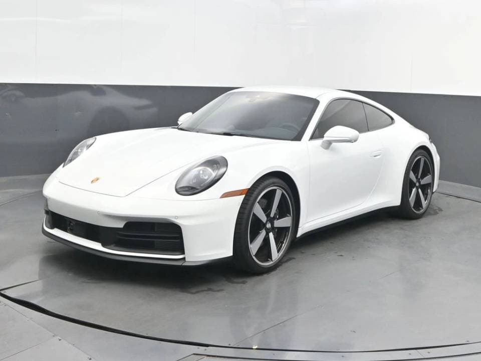 2026 Porsche 911 photo 2