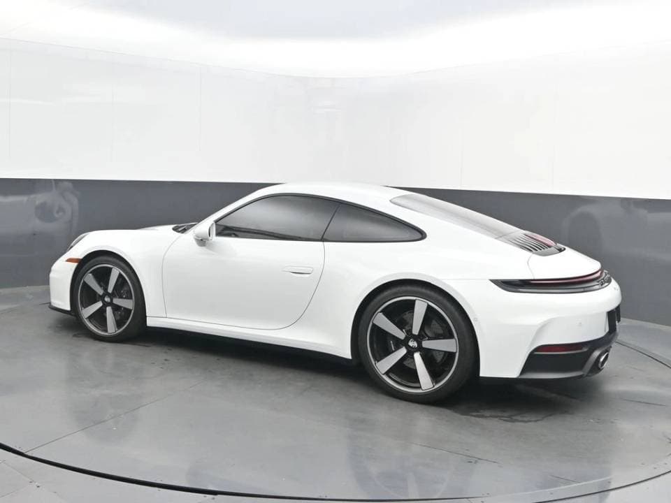2026 Porsche 911 photo 5