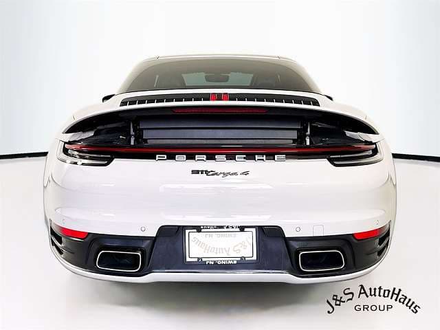 2024 Porsche 911
