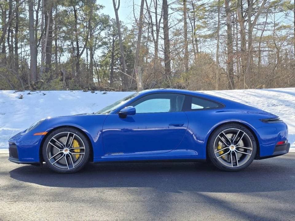 2026 Porsche 911 photo 2