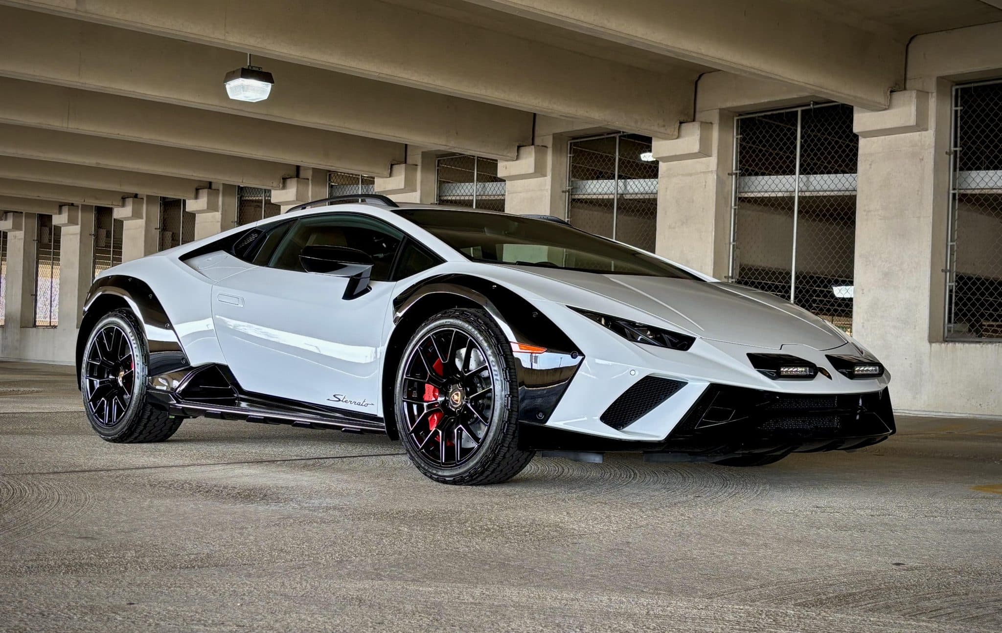 2024 Lamborghini Huracan photo 5
