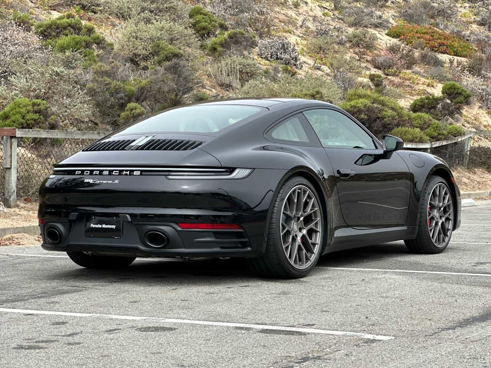 2024 Porsche 911 photo 5