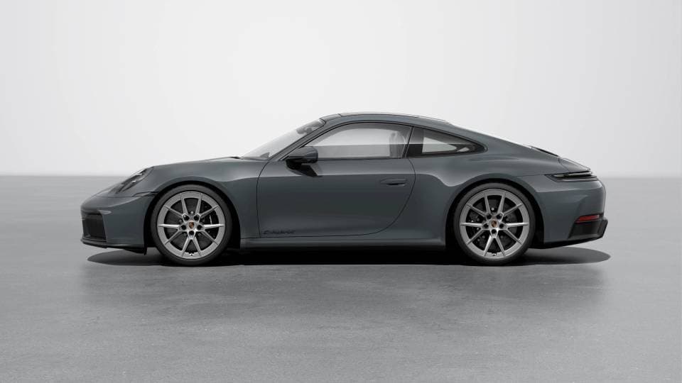2025 Porsche 911 photo 2