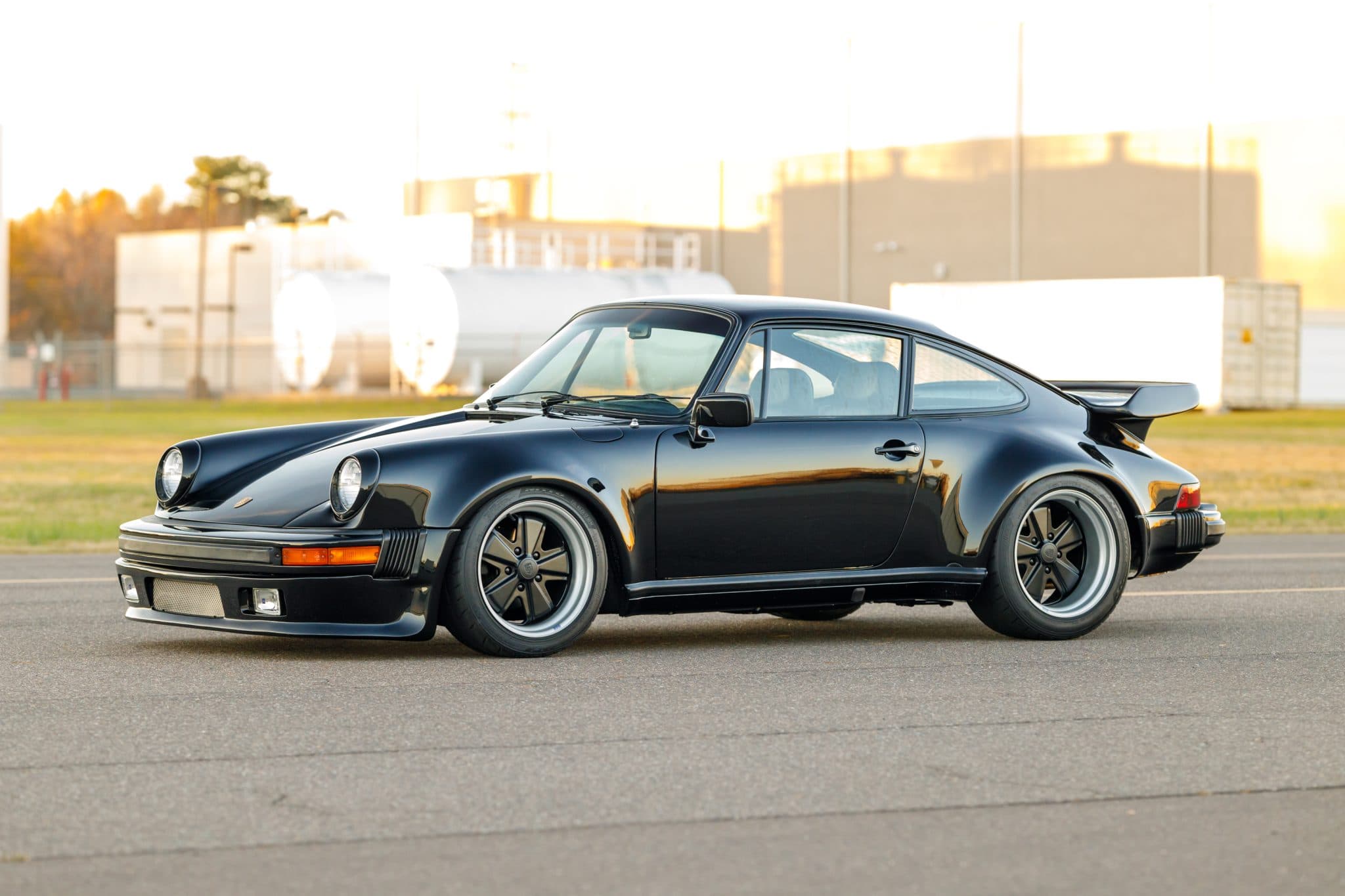 1975 Porsche 911 photo 1
