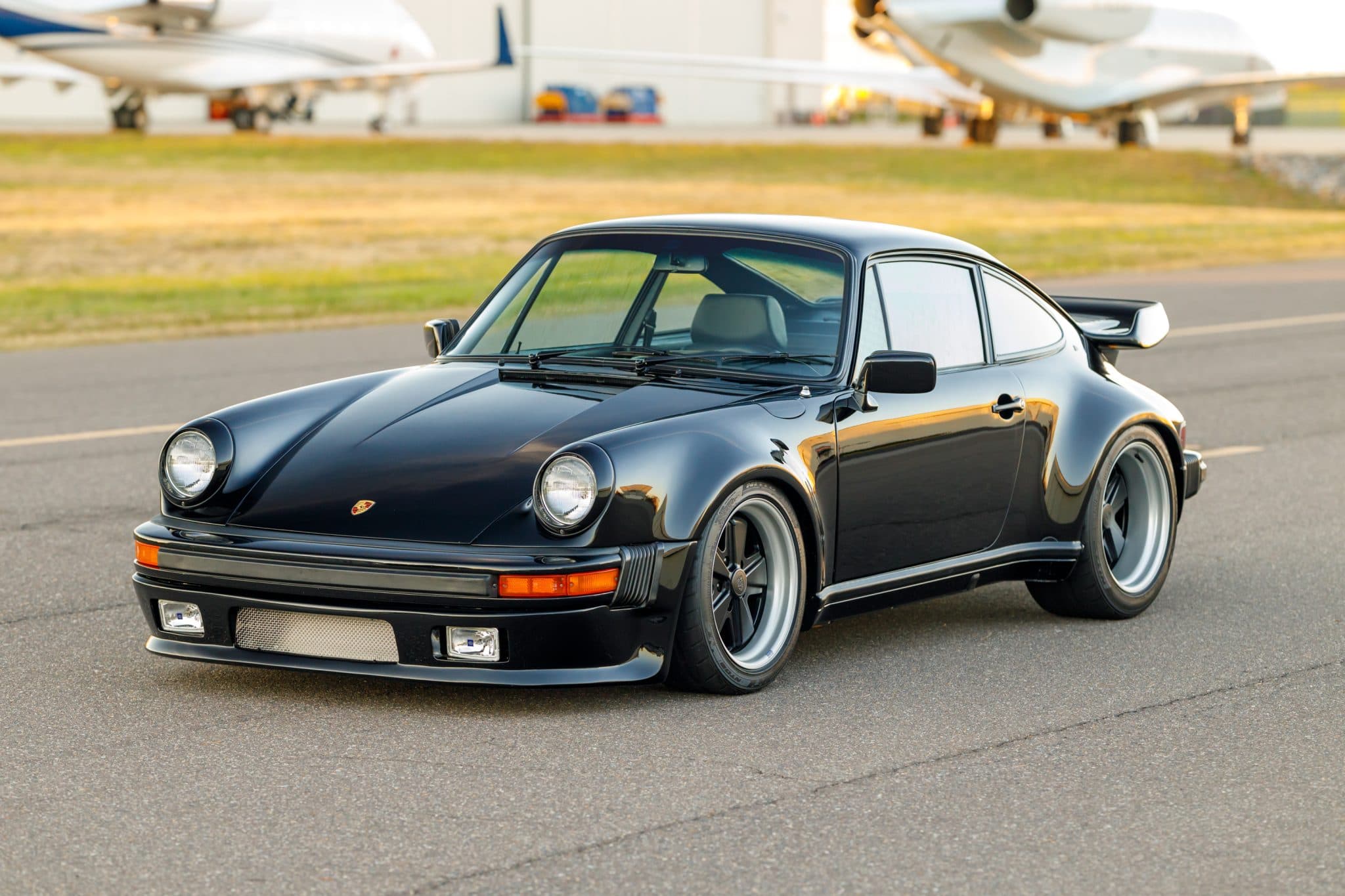 1975 Porsche 911 photo 4