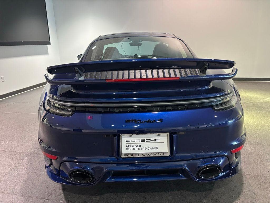 2025 Porsche 911 photo 4