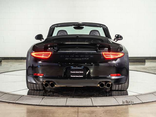 2015 Porsche 911 photo 2