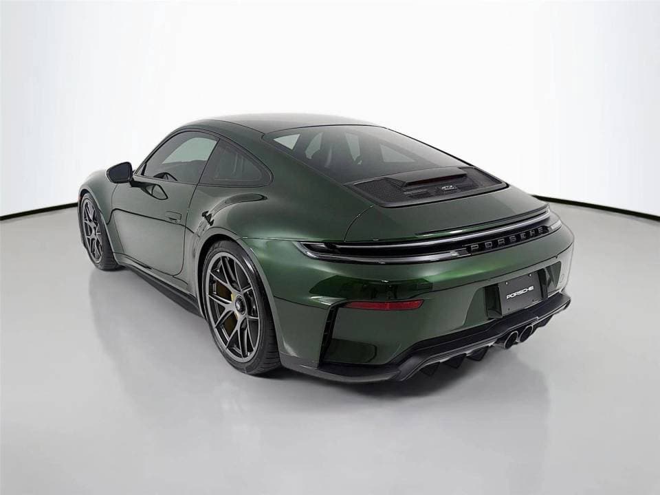 2026 Porsche 911 photo 4