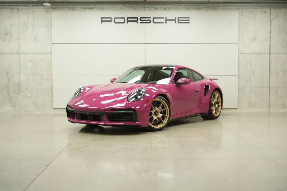 2024 Porsche 911 photo 2