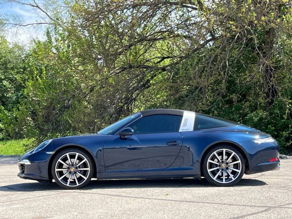 2015 Porsche 911 photo 3