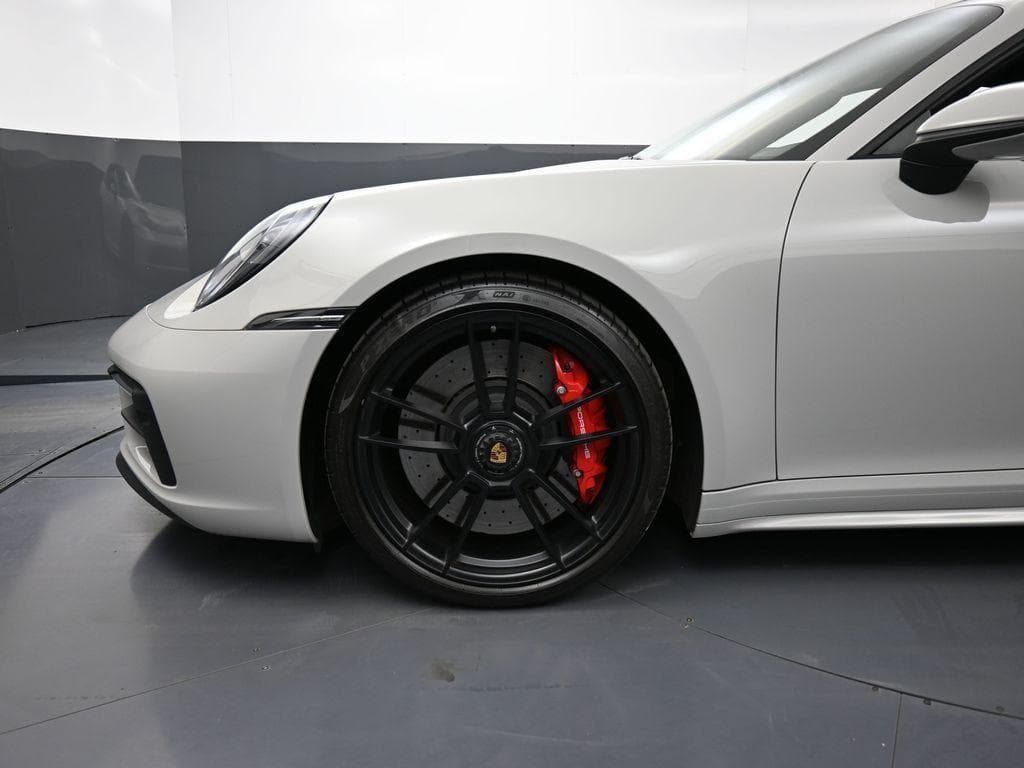 2023 Porsche 911 photo 1