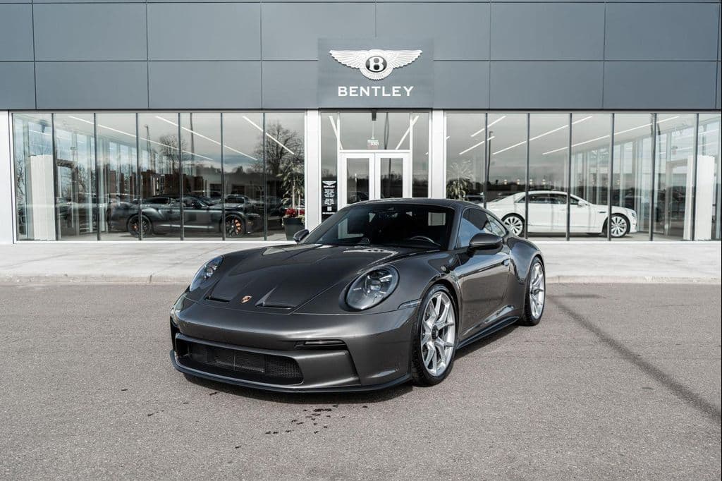 2024 Porsche 911 photo 2