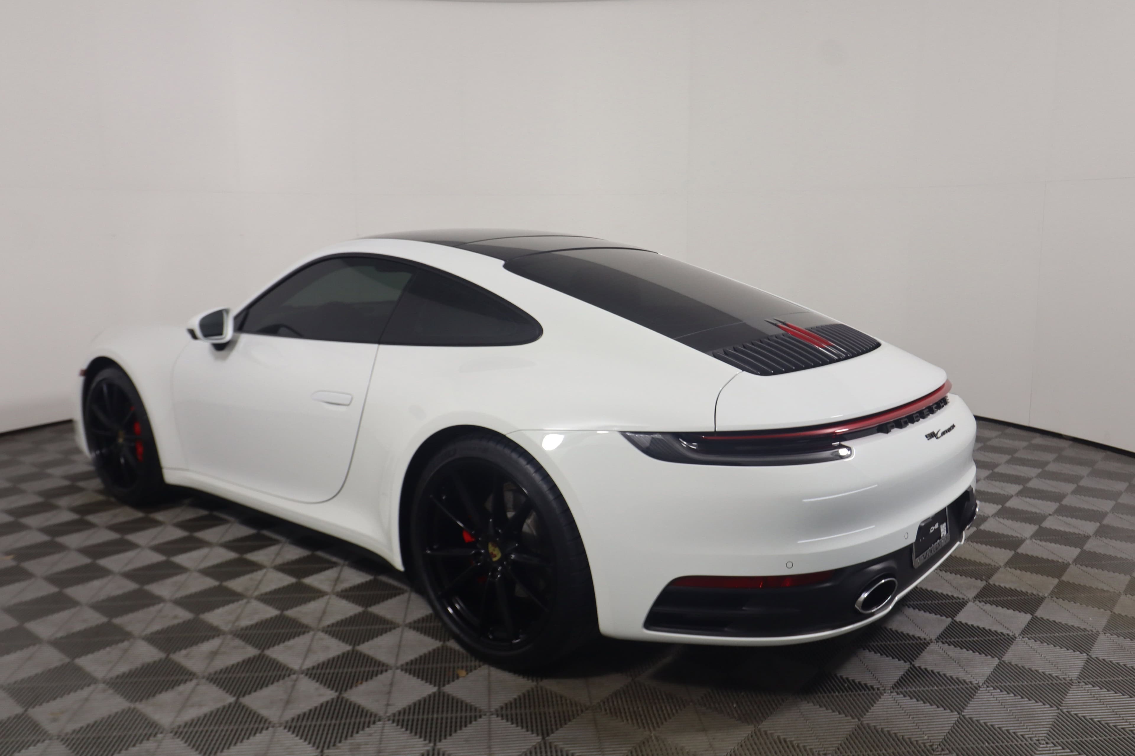 2021 Porsche 911 photo 3