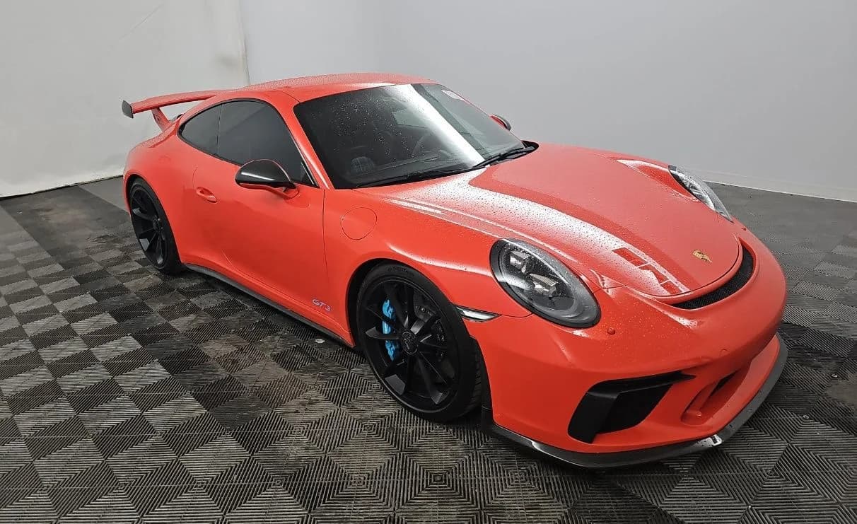 2018 Porsche 911 photo 2