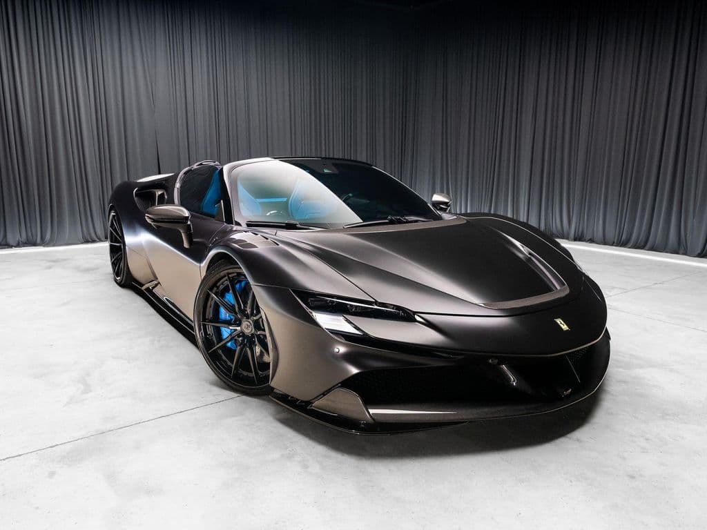 2022 Ferrari SF90 photo 2