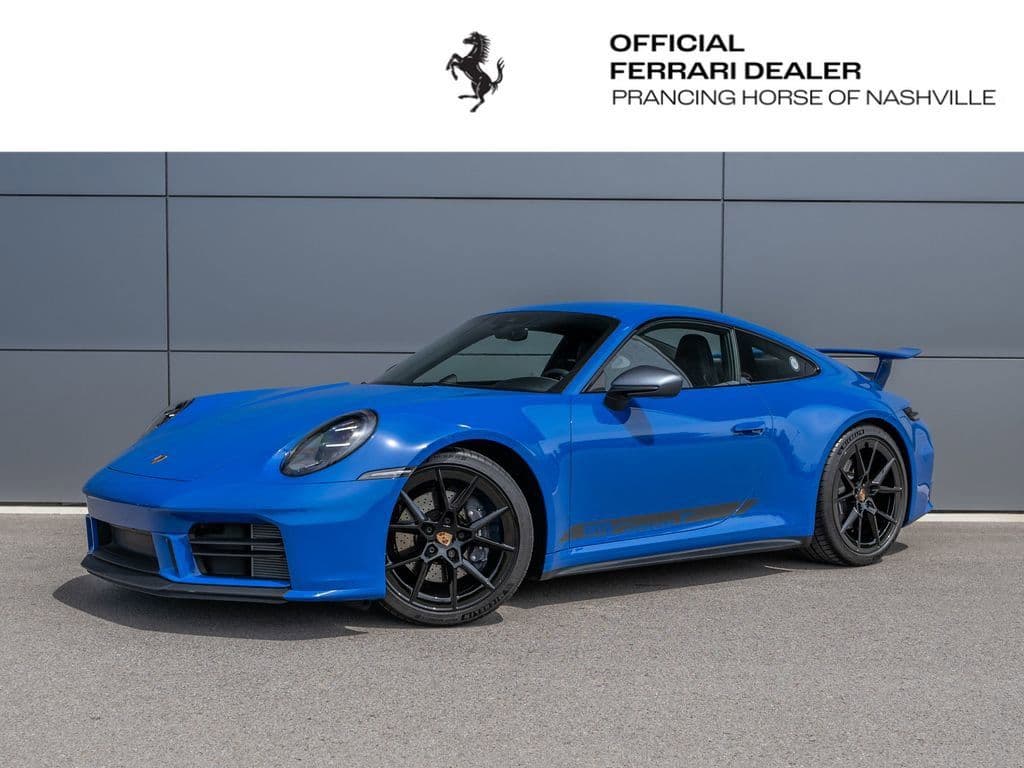 2025 Porsche 911 photo 2