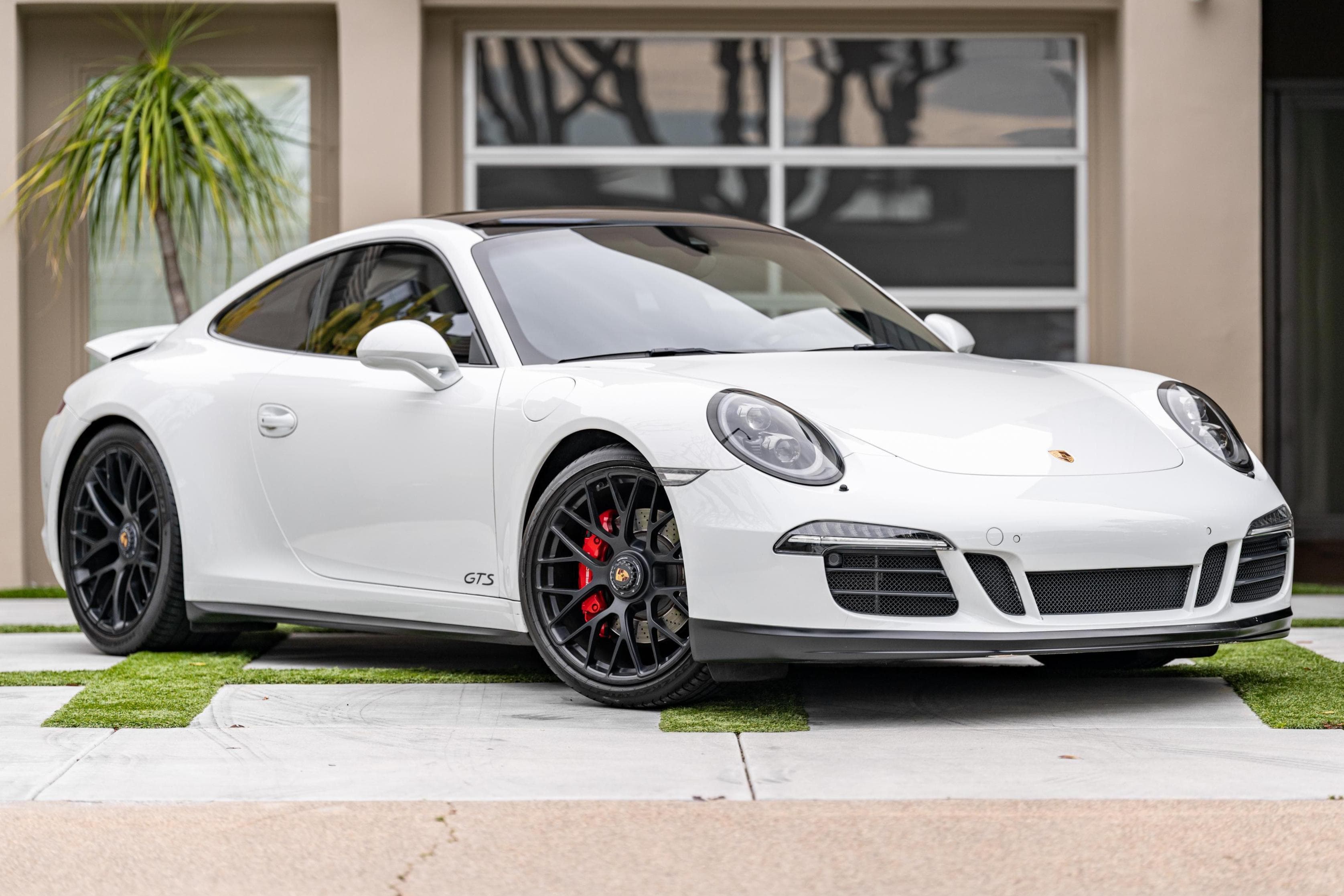 2016 Porsche 911 photo 1